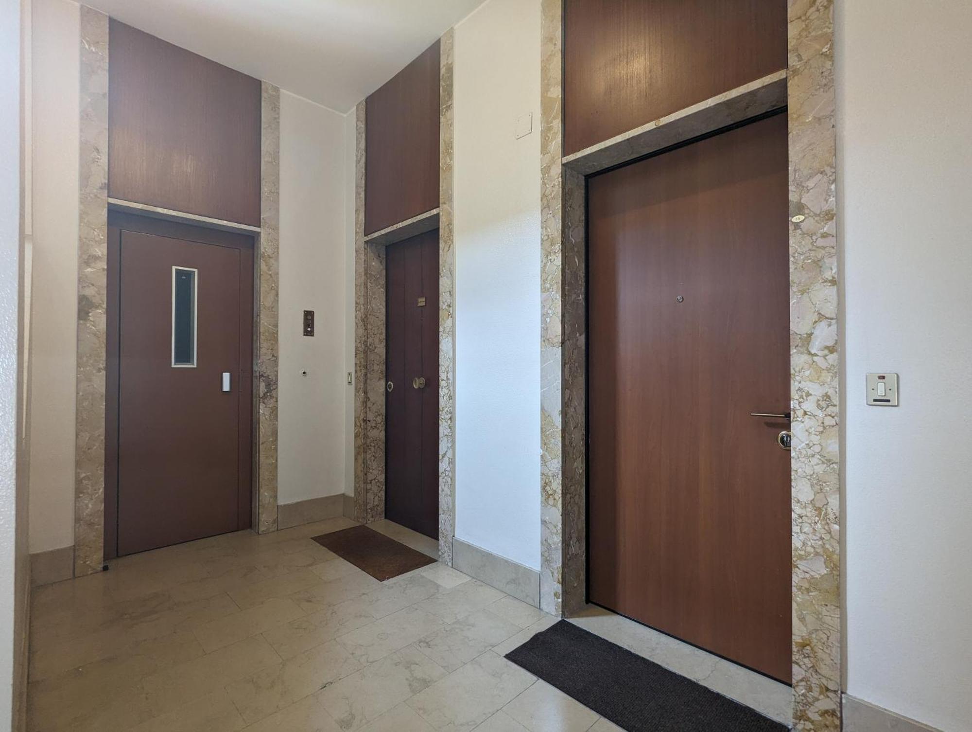 Appartamento Big House-Private Parking-12" Walk From The Arena Verona Esterno foto