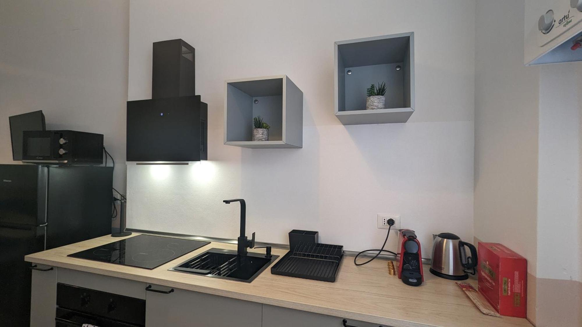 Appartamento Big House-Private Parking-12" Walk From The Arena Verona Esterno foto